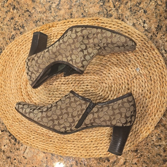 Vintage Coach boots - Picture 8 of 14